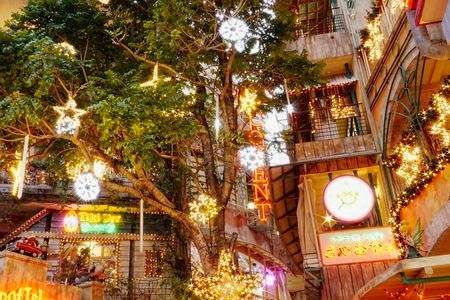 賑やかな沖縄のクリスマス