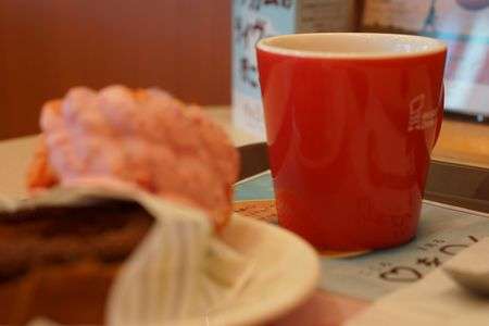 SEL50F18で撮ってみました。