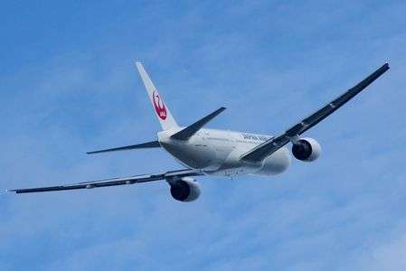 ＦＬＹ ＡＷＡＹ