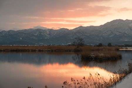 福島潟の朝（今年初めての日の出）