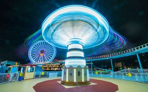 電気クラゲ？ きのこ？