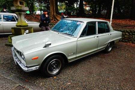 昭和100年谷保天満宮旧車祭2025・日産スカイライン４dr 2000GT　ハコスカ