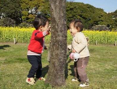 いないいないばぁ