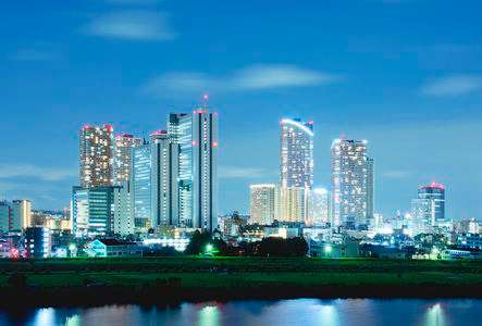 真夜中の向こう側