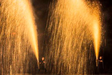 夏の夜空を焦がして
