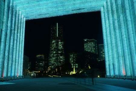 光る額縁　輝くあかり