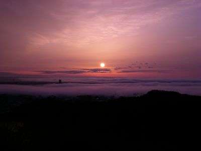 雲海上の日の出