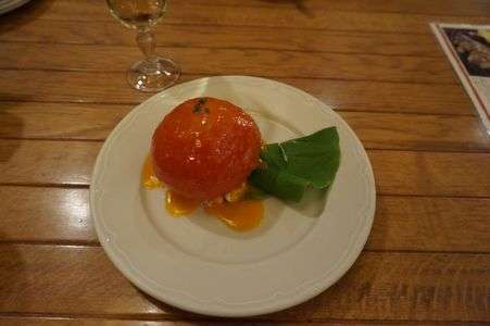 トマトのファルシーサラダ