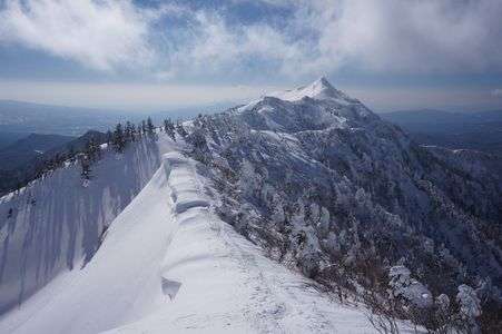上州のマッターホルン ①