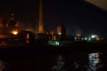 初の工場夜景