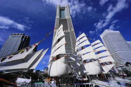 日本丸。総帆展帆・満船飾