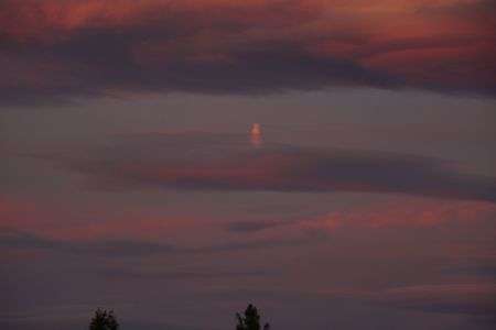 雲に乗る宇宙人