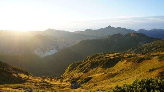 繰り返される光景