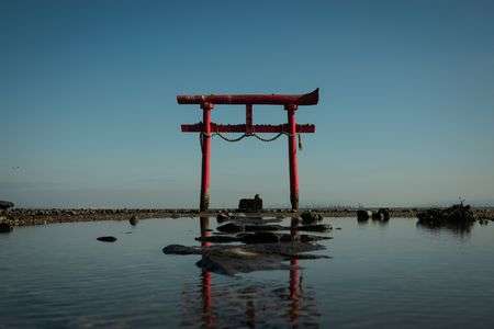 誘う（いざなう）