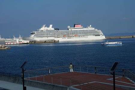 朝の光を受けて