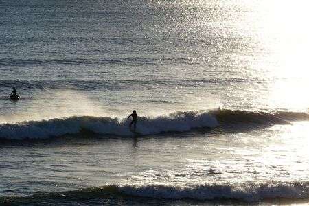 真冬のサーファー