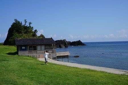 木ノ浦海岸、ヨダカ珈琲