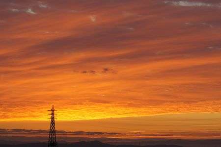 オレンジ色に焼ける朝