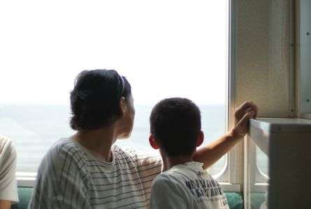 おばあちゃんと海