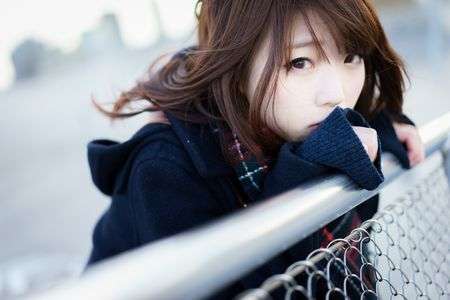 その眼差しの先に