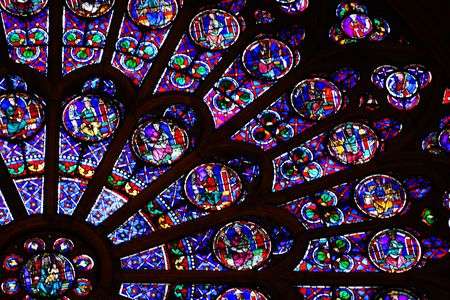 ノートルダムのステンドグラス