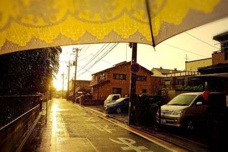 ざあざあ雨の夕焼け