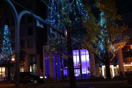 この色合いにみせられて