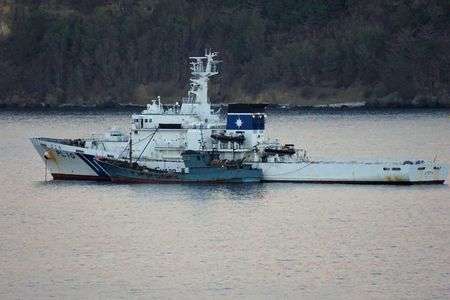 巡視船と中国船