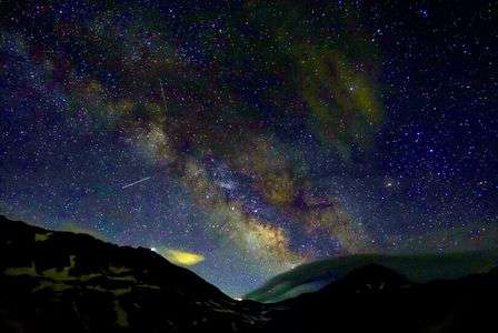 立山      雷鳥沢、夏の空