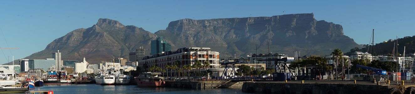 Table Mountain　見事です。