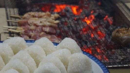 おにぎり  囲炉裏  焼き鳥