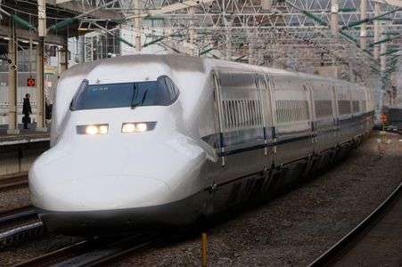 まだまだのぞみで活躍カモノハシ(700系)