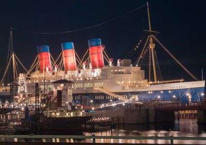 春先の大船　S S COLUMBIA