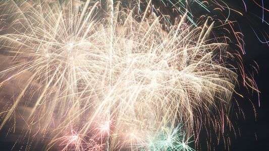 夏の風物詩　－炎色反応－