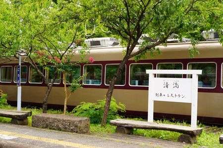 列車のレストラン