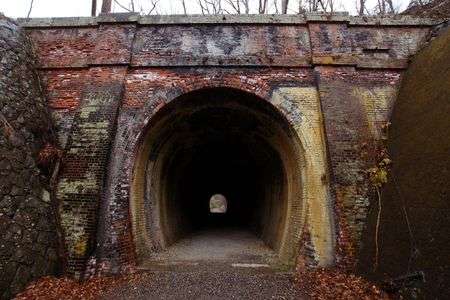 漆久保トンネル