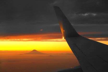 機内窓　ー富士山夕景ー
