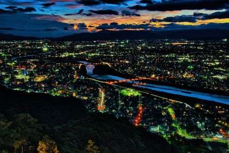 信長も眺めたこの景色