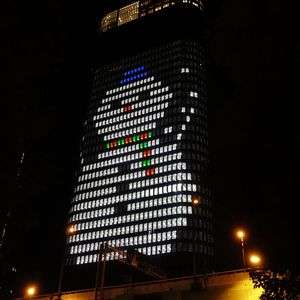 都会の雪だるま