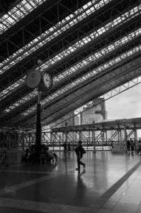 大阪駅スナップ。