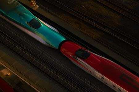 新幹線　はやぶさ・こまち