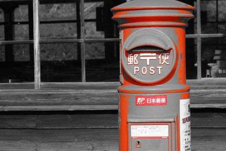 懐かしい丸いポスト