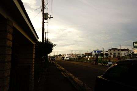 暗き中に輝く空