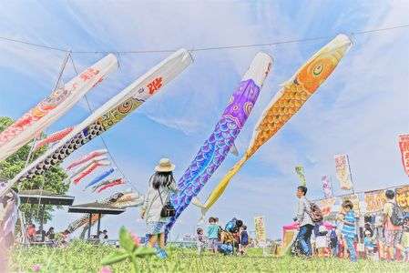 空とこどもとこいのぼり