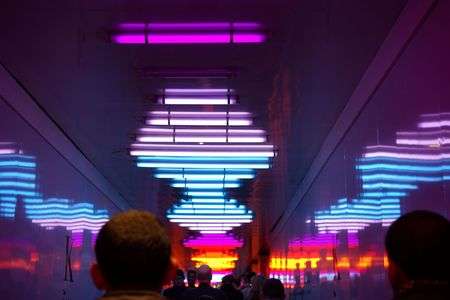 サイケデリックな道