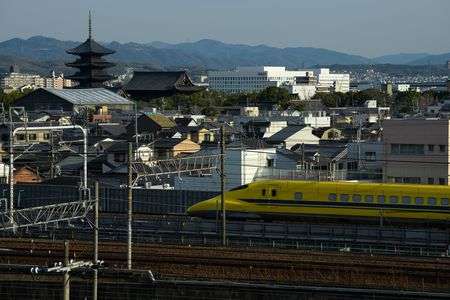 春の京都とドクターイエロー