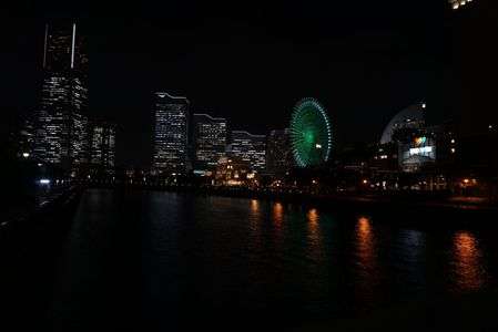 横浜の夜。