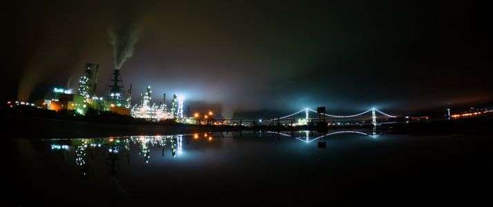 室蘭工場夜景と白鳥大橋