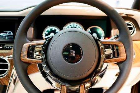 緊張でRがぼやけてみえる！