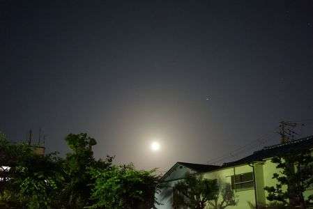 ストロベリームーン